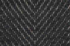 Vertical-herringbone-dark-grey-0002-on-the-natural-yarn